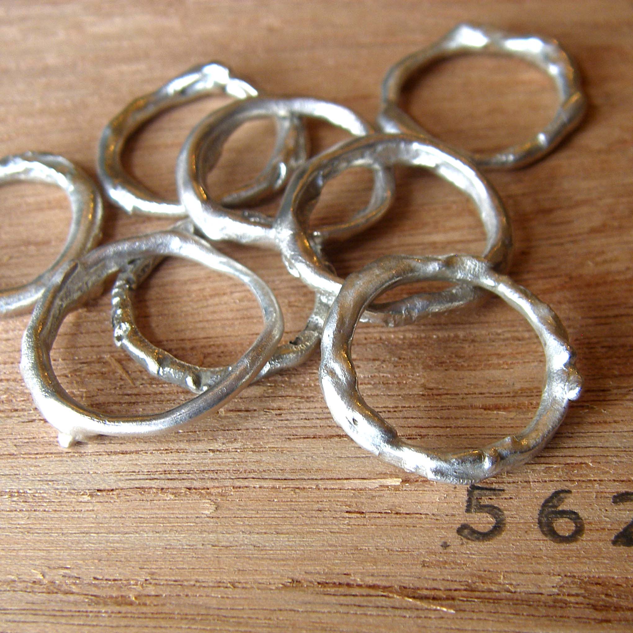 Vintage Men Stainless Steel Silvery Casting Birth Year 1990 - Temu